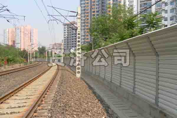 鐵路聲屏障